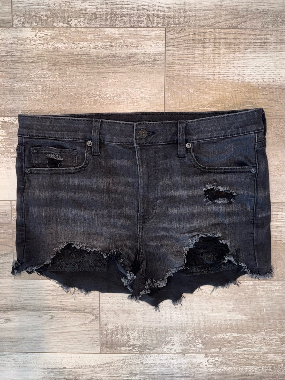 American Eagle Next Level Stretch Black Distressed Floral Eyelet Denim Shorts - Picture 2 of 10